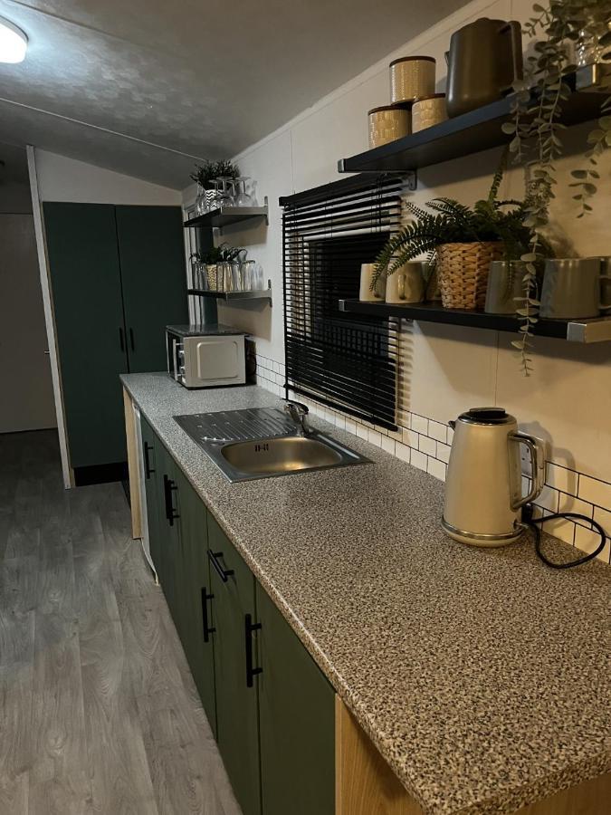 Beautiful 3 Bedroom Caravan With Hot Tub - Tattershall Lakes Eksteriør bilde