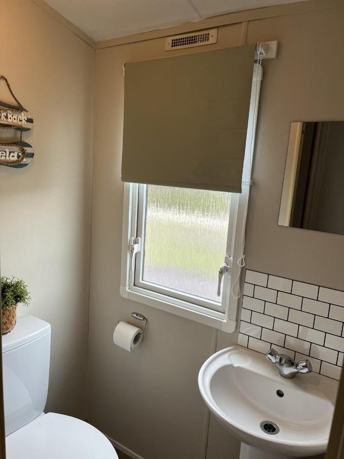 Beautiful 3 Bedroom Caravan With Hot Tub - Tattershall Lakes Eksteriør bilde